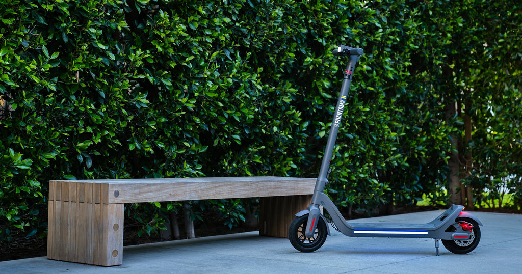 Fast Tracks: Electric Scooters and the Future of Urban Travel 🕒🛴🌍 - Phantomgogo