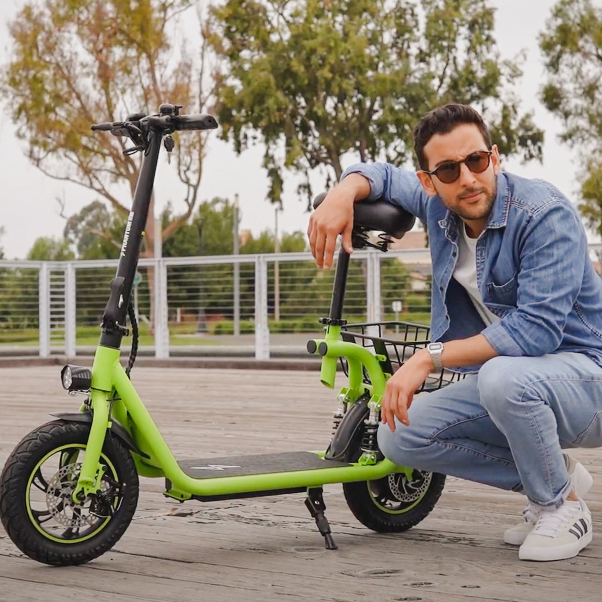 Phantom Scooter Model R1 Rims COMMUTER R1 PRO SEATED ELECTRIC SCOOTER Phantom Gogo – Phantomgogo